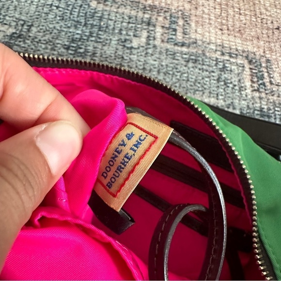 Vintage Dooney and Bourke Iconic Green Shoulder Bag - Picture 5 of 6